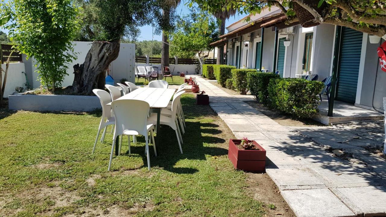 קאבוס Charming Beach Studios מראה חיצוני תמונה